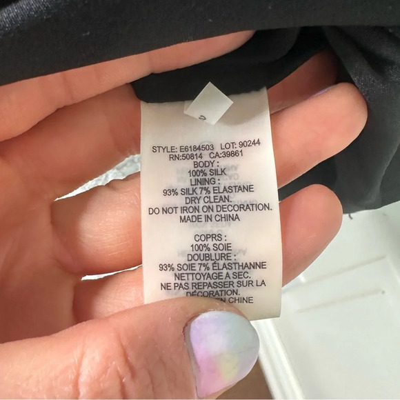 Elie Tahari Silk Top with Rhinestone Embellishment Sz S - Picture 5 of 5